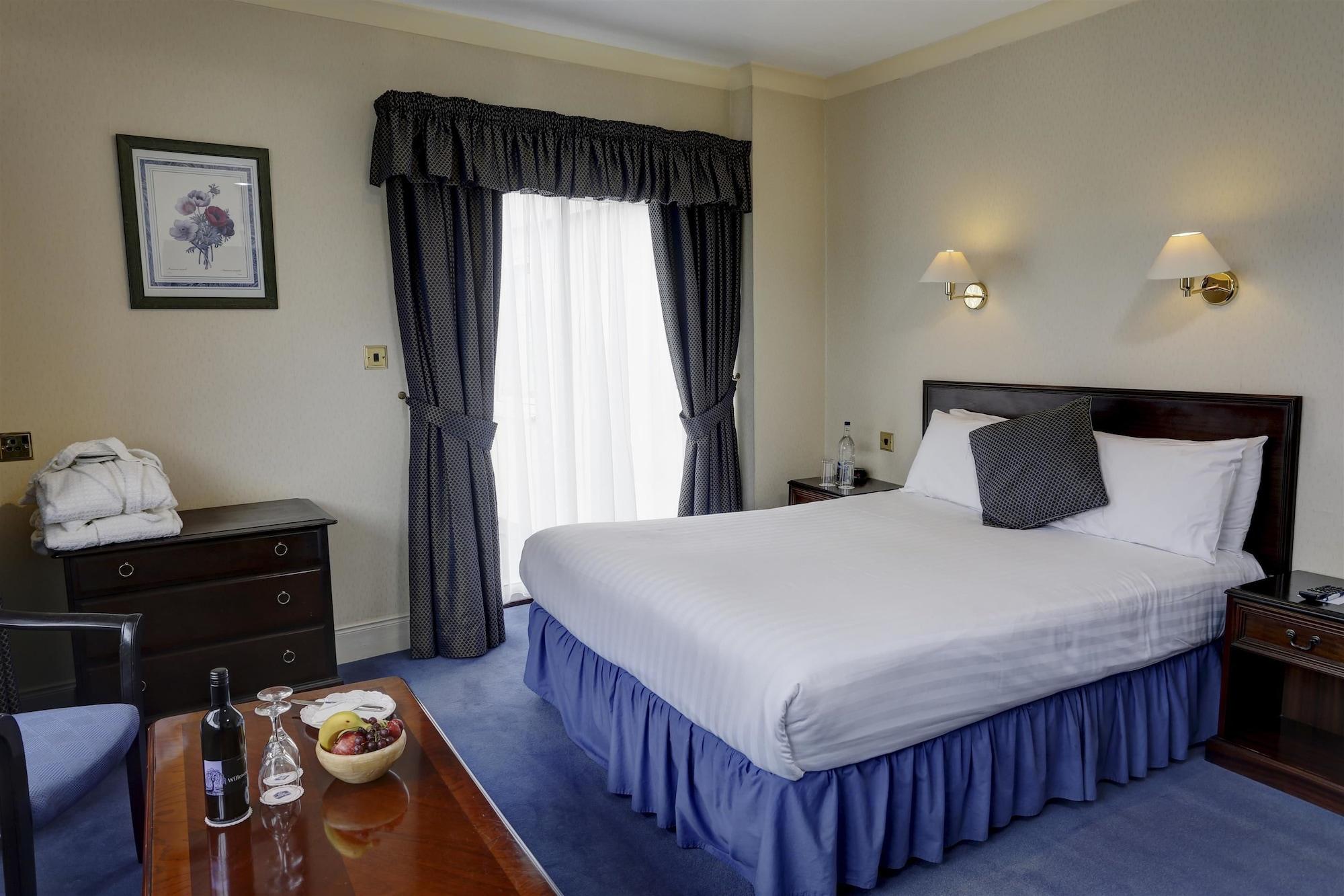 Best Western Queens Hotel Пърт Екстериор снимка