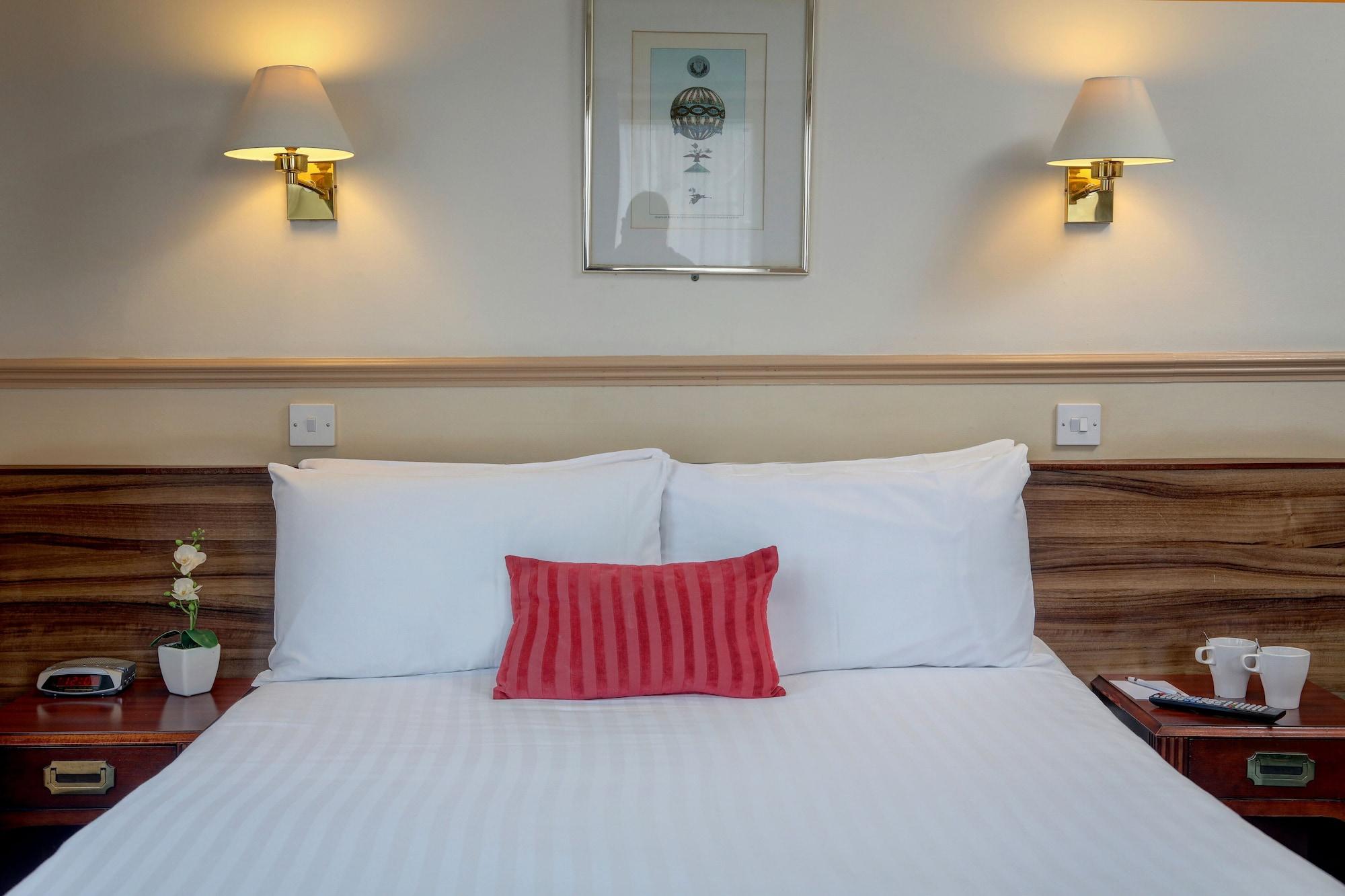Best Western Queens Hotel Пърт Екстериор снимка