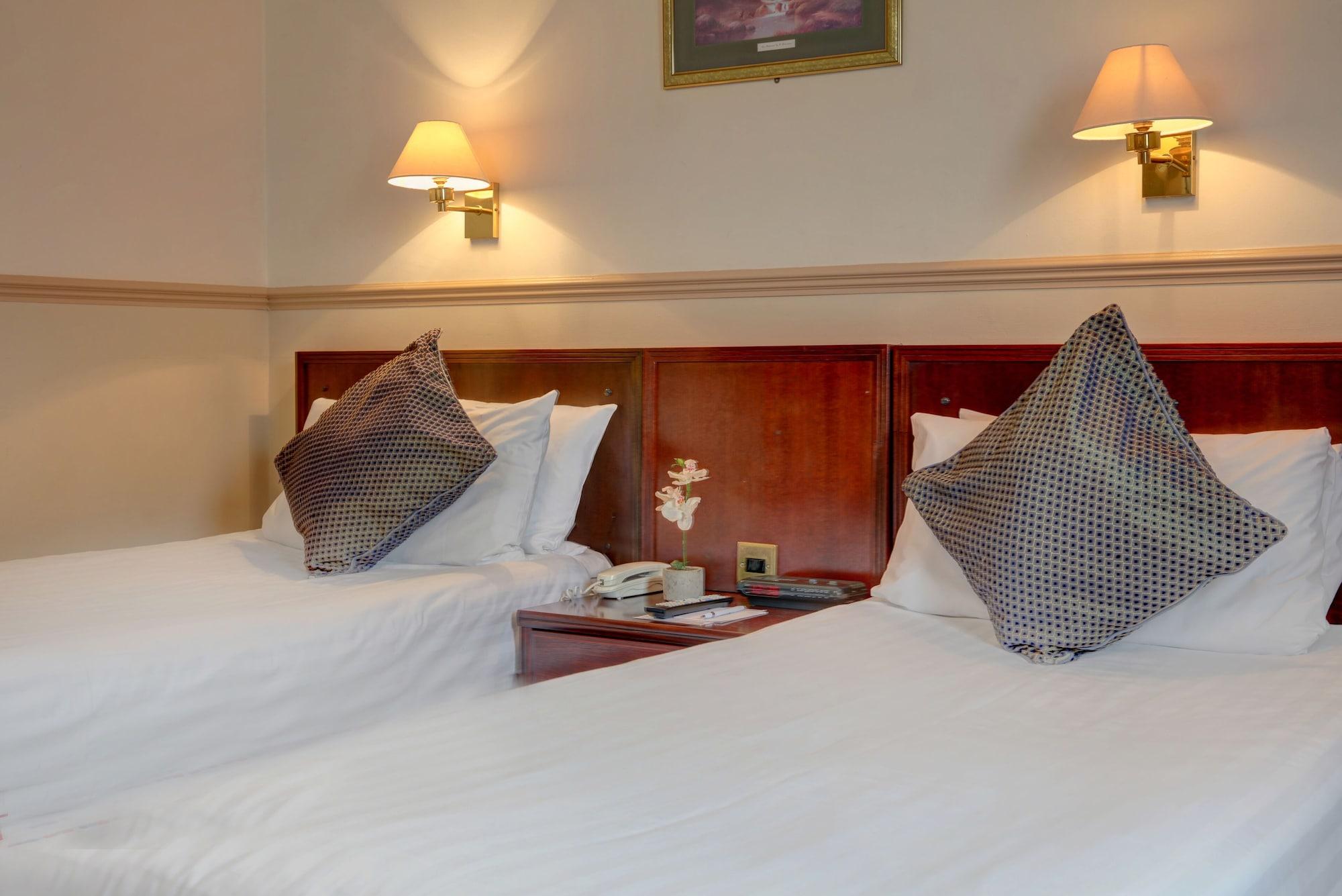 Best Western Queens Hotel Пърт Екстериор снимка