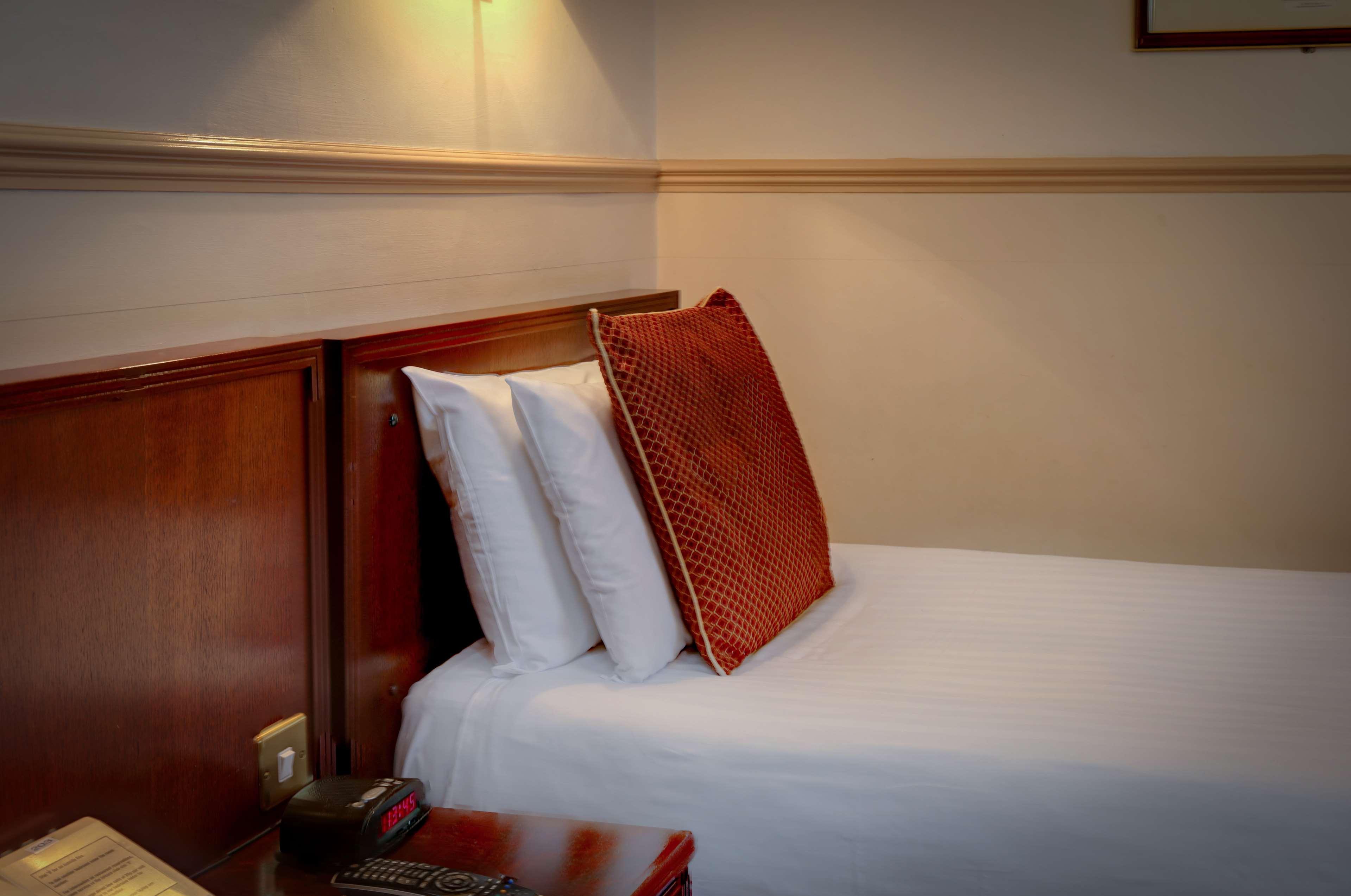 Best Western Queens Hotel Пърт Екстериор снимка
