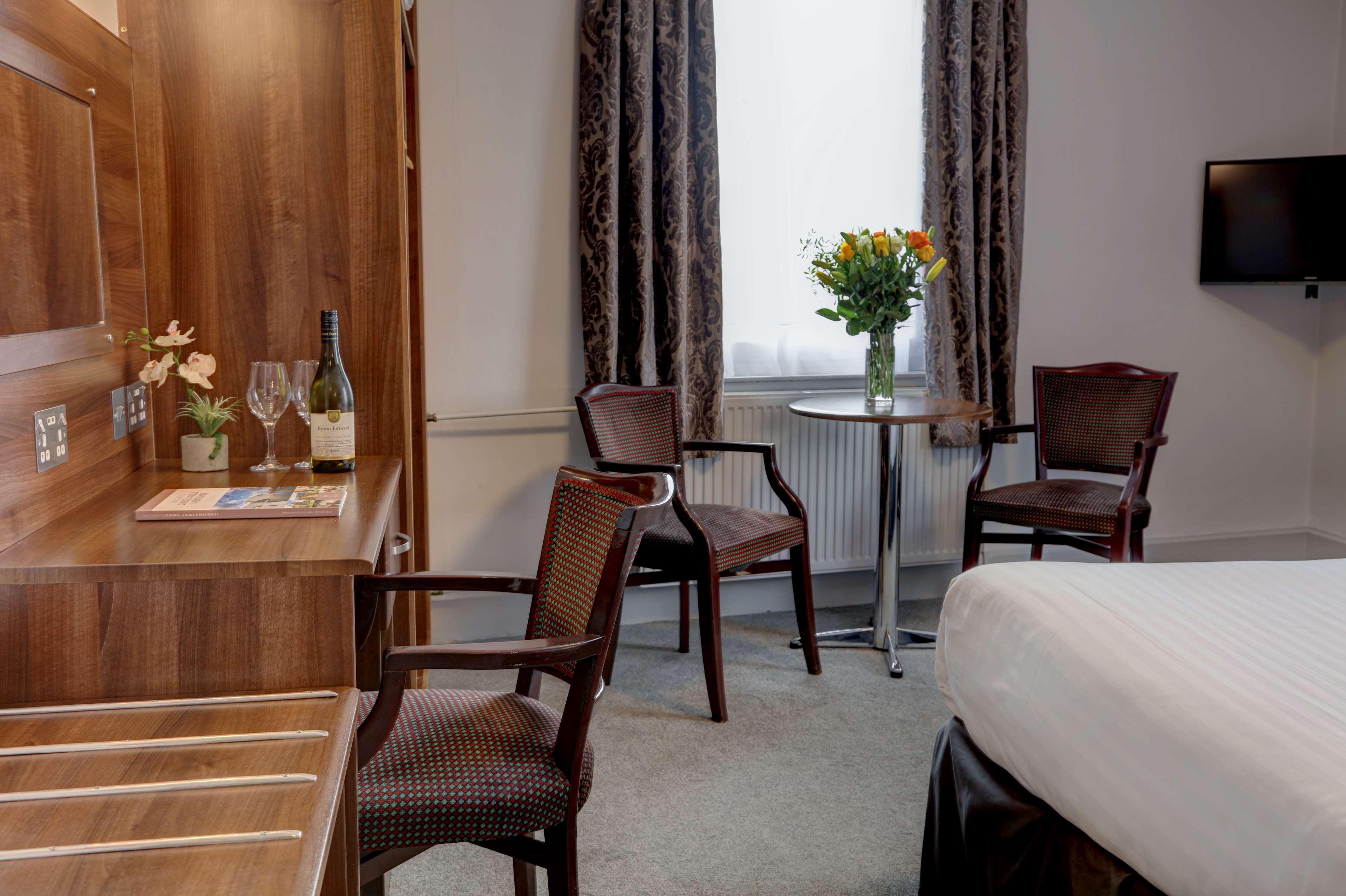 Best Western Queens Hotel Пърт Екстериор снимка