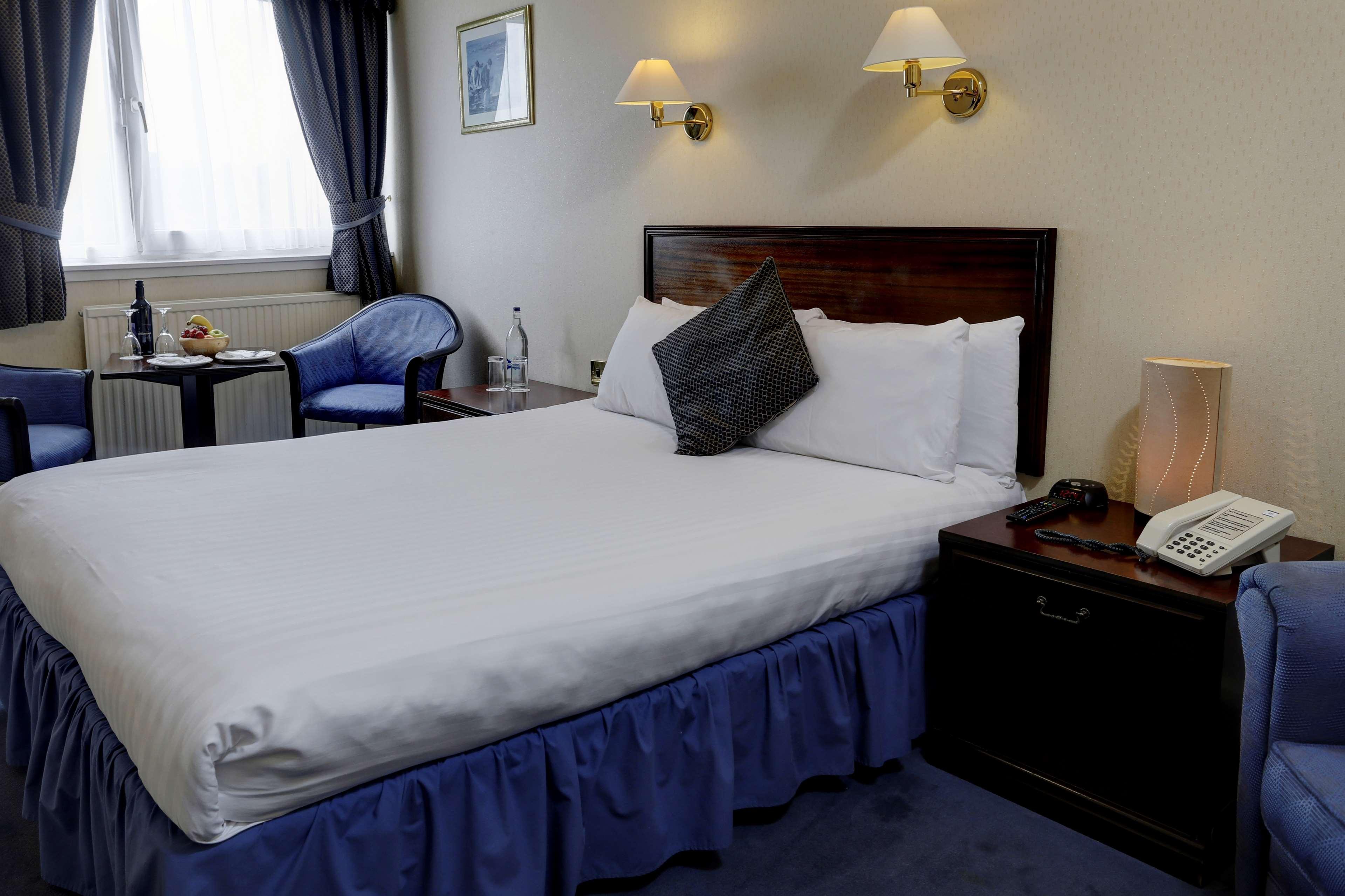 Best Western Queens Hotel Пърт Екстериор снимка